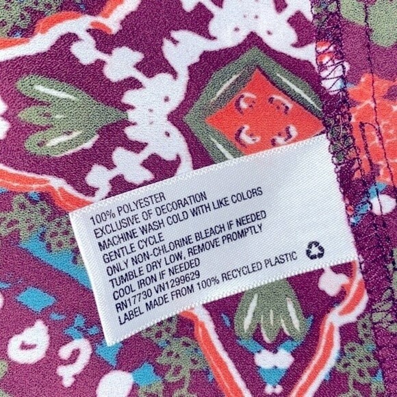 Knox Rose floral top size small - Picture 6 of 7